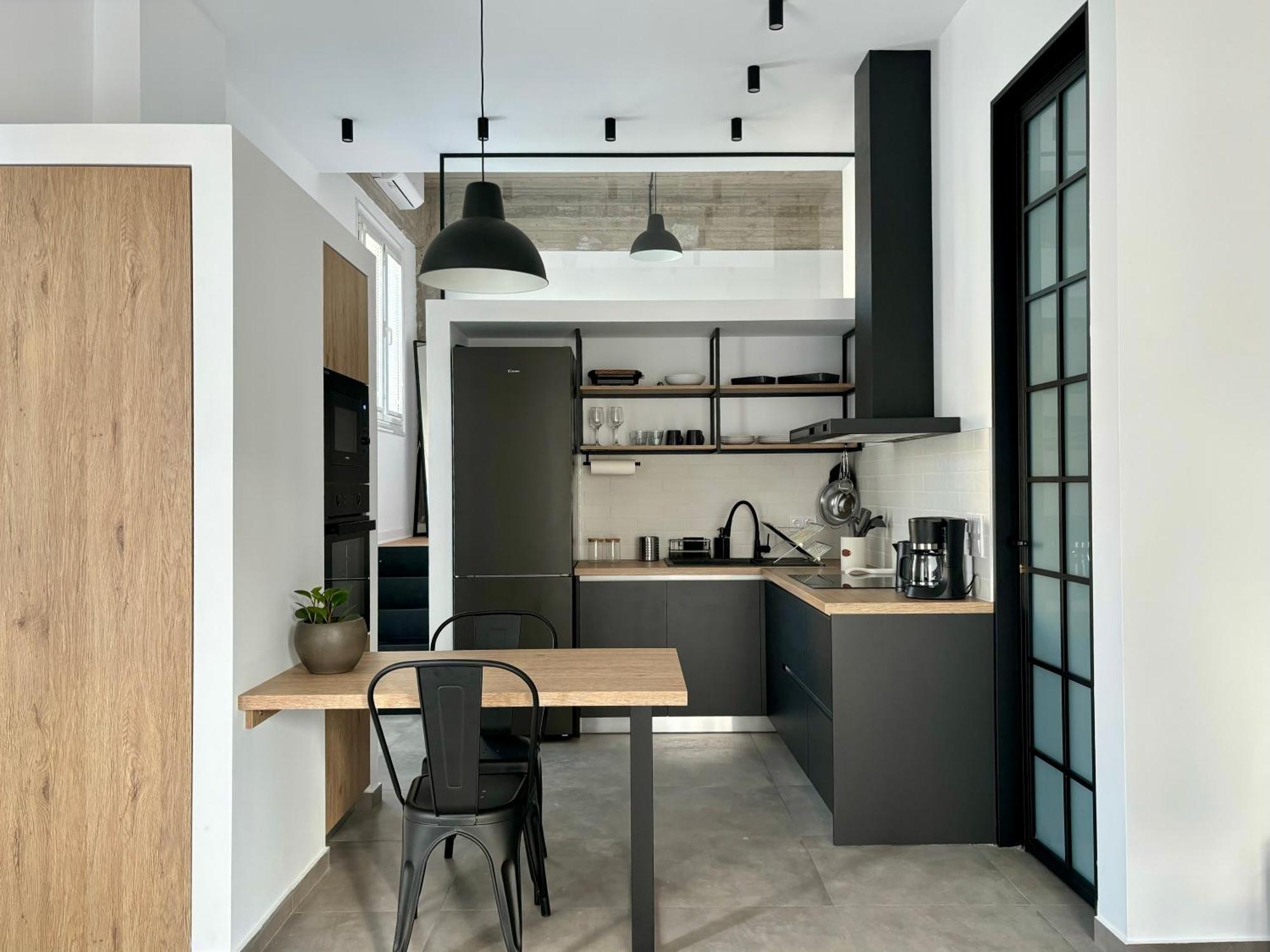 Industrial Loft Comfort Living Iraklio Exterior foto