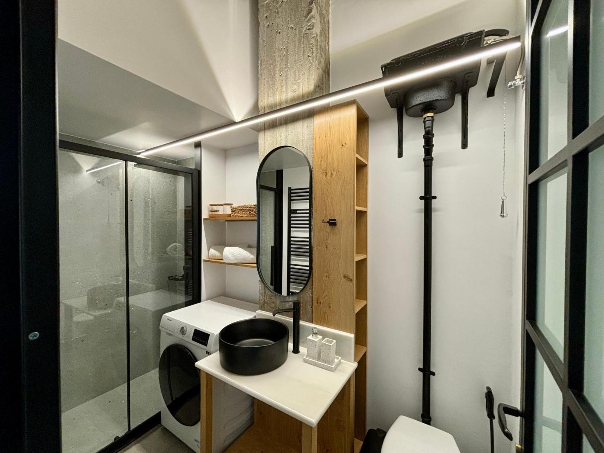 Industrial Loft Comfort Living Iraklio Exterior foto
